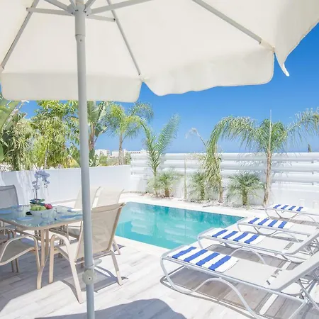 Kitsios With Private Pool No2 * Protaras