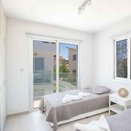 בית נופש Kitsios With Private Pool No2 פרוטאראס