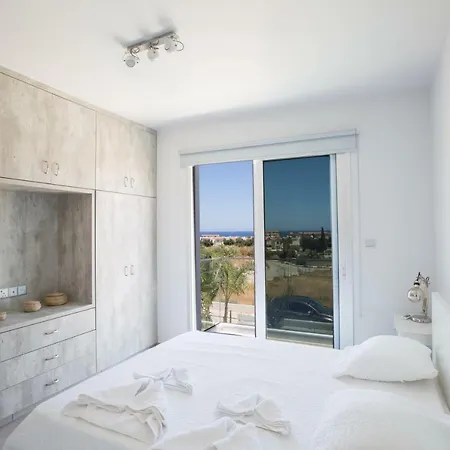 Kitsios With Private Pool No2 Tatil Evi Protaras