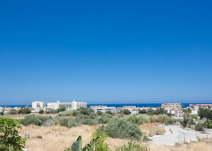 Kitsios With Private Pool No2 Protaras