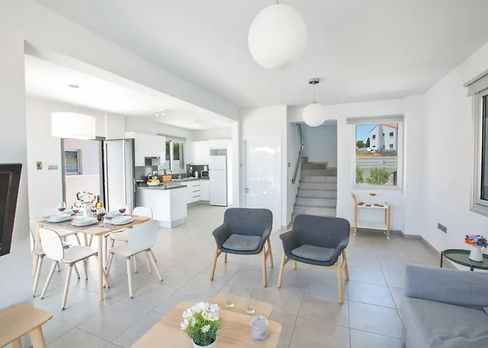 Kitsios With Private Pool No2 Dom wakacyjny *