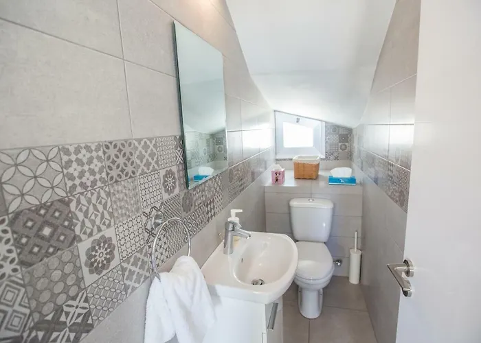 Dom wakacyjny Kitsios With Private Pool No2 *